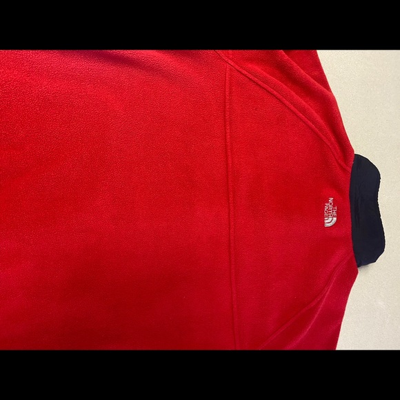 2 Northface Jackets - Picture 4 of 10